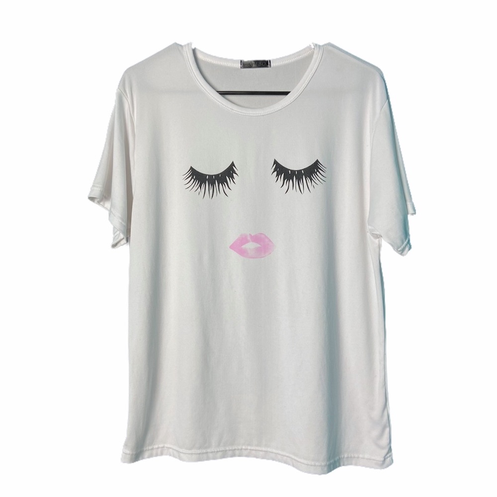 Eye Lash Lips Kiss White T-Shirt, size M